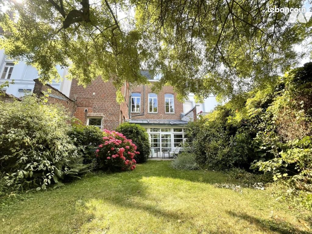 Maison 9 pièces 293 m² · à Lille · 293 m² · 1 450 000 €