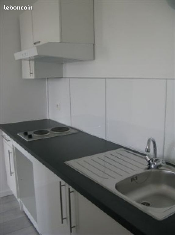 Appartement 1 pièce 28 m² · à Massy · 28 m² · 646 €/mois