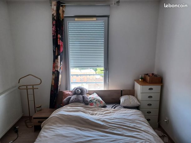 T2 de 42 m² – Dernier étage avec ascenseur – Balcon plein sud – place de parking – 630/mois CC