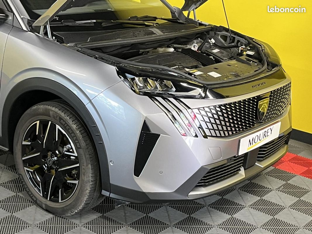 Peugeot 5008 allure hybrid 145ch e-dcs6 7 places / camera 360° faible kilometrage (image 13)