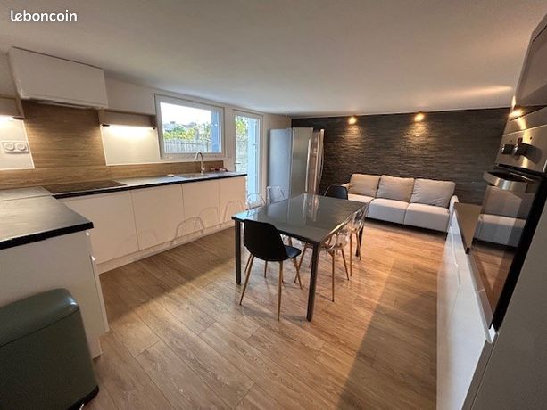 Maison 6 pièces 105 m² — 1