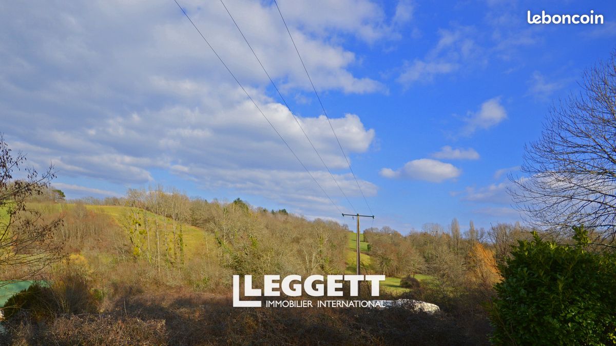 Terrain 1500 m² · à Cherveix-Cubas · 13 600 €