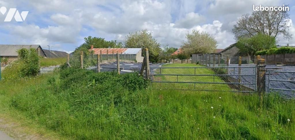 Terrain 616 m² · à Saint-James · 616 m² · 24 400 €