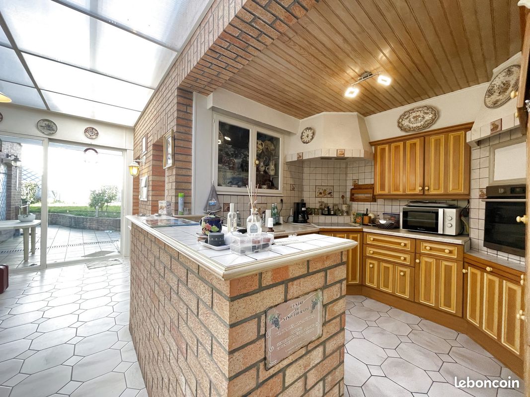 Maison 8 pièces 147 m² · à Lens · 147 m² · 187 500 €
