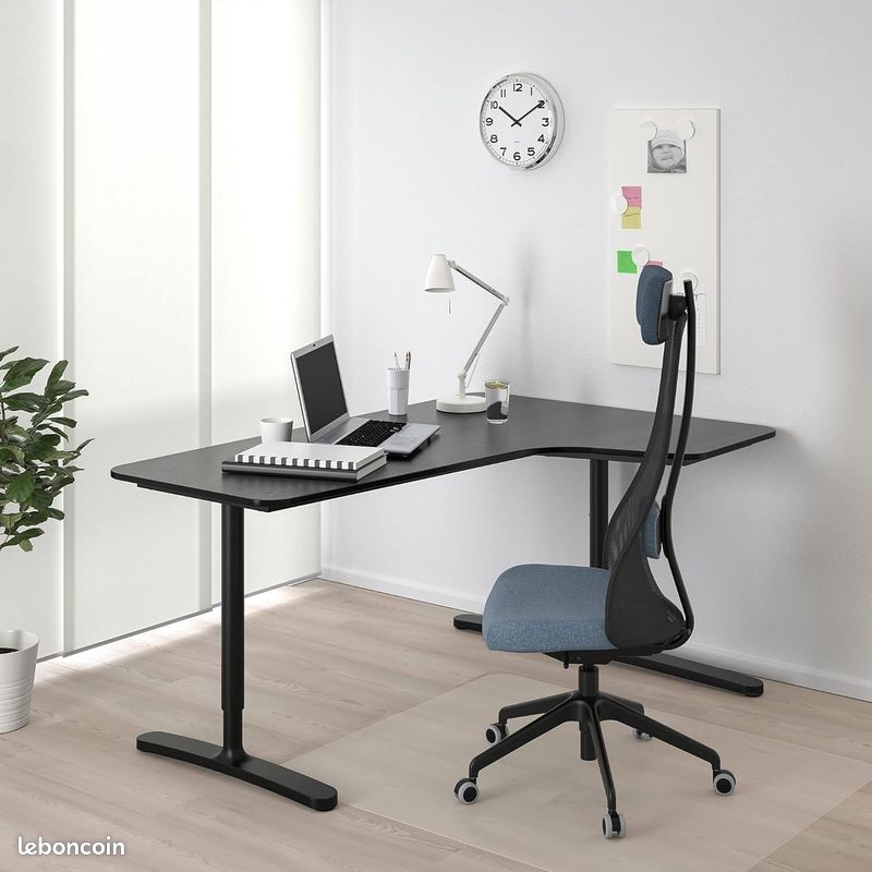 Bureau d'angle IKEA BEKANT (image 2)