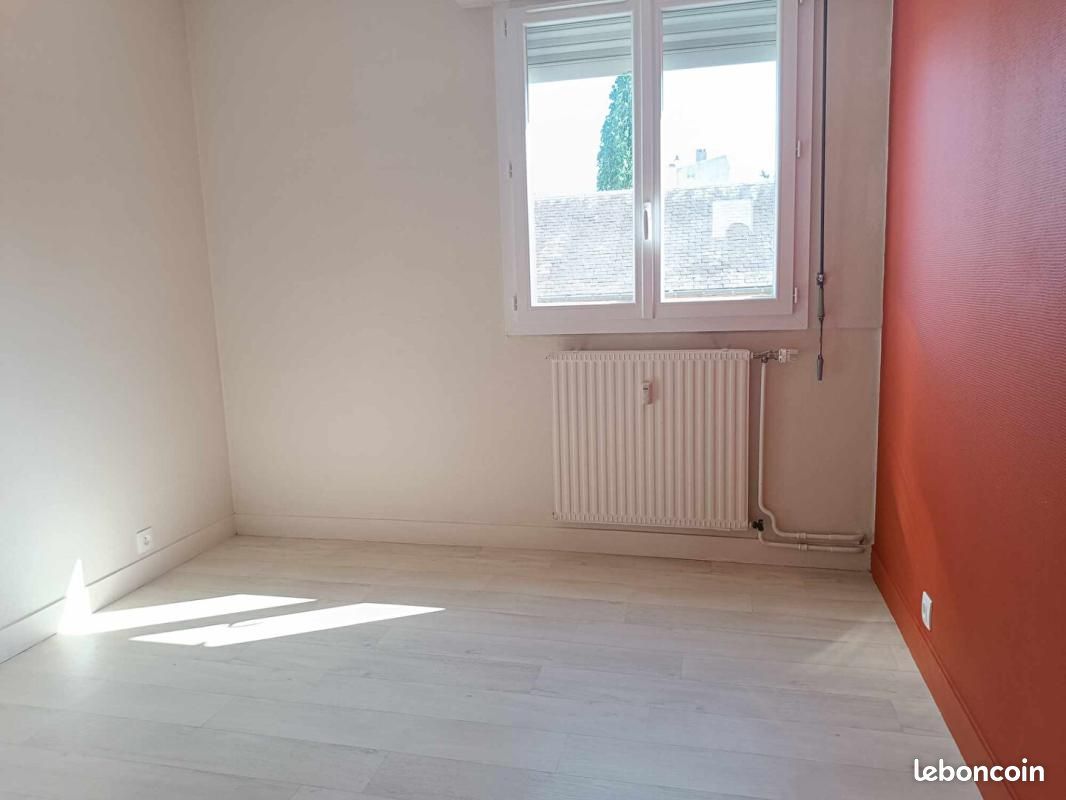 Appartement a louer bourges - 5 pièce(s) - 90 m2 - Surfyn