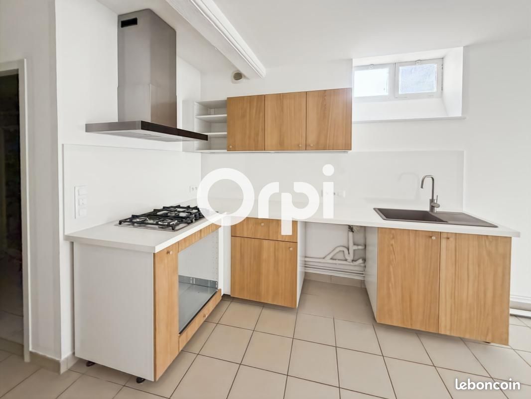 Appartement 3 pièces 66 m² · à Thurins · 66 m² · 670 €