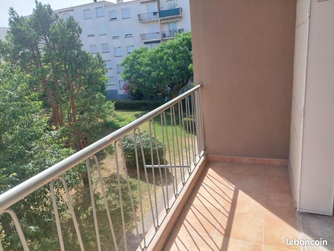 Appartement 4 pièces 65 m² · à Alès · 65 m² · 72 000 €