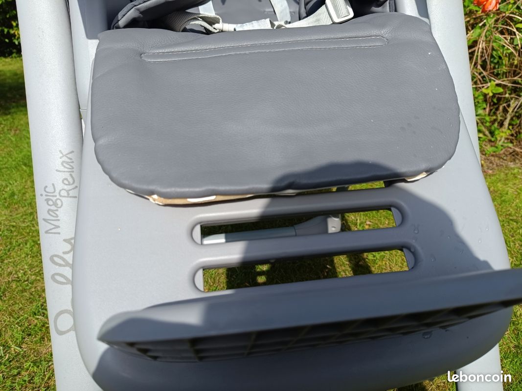 Vends chaise haute bébé chicco polly magic relax (image 7)