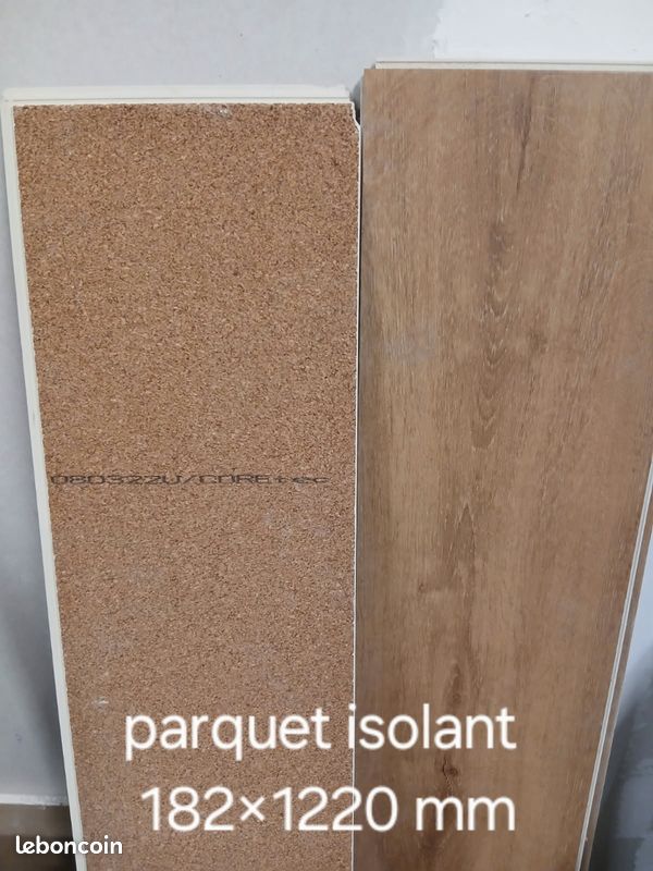 Parquet isolant liège, compatible chauffage au sol. 
Se pose directement sur carrelage ou ragréage. 
8 M2. Neuf: 60 du mètre carré.
Vendu 40 du mètre carré .
Pas de livraison (image 1)