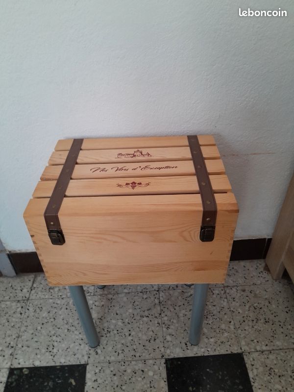 Caisse à bouteilles sur pieds (image 3)