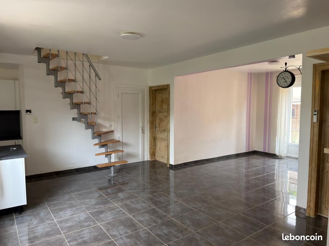 Maison 5 pièces 134 m² · à Les Hauts-de-Chée · 134 m² · 650 €