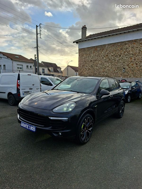 Porsche cayenne 3.0 v6 se hybrid full options 2017 220000kms 23990E TTC (image 3)