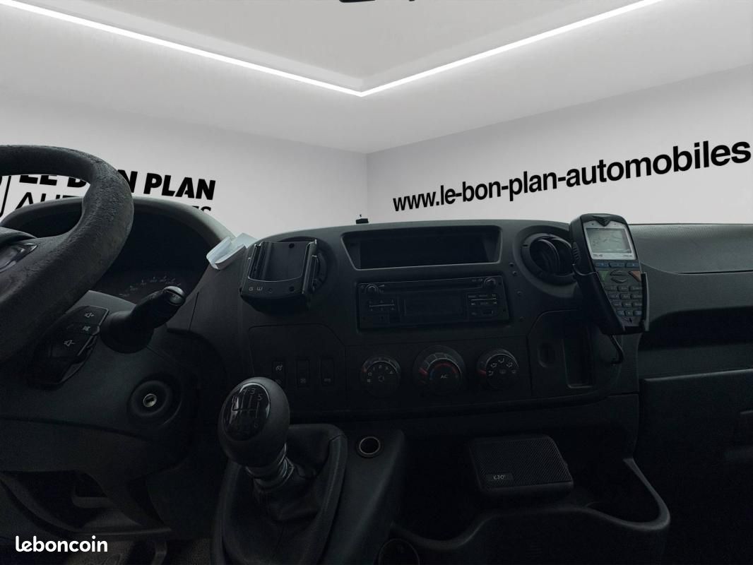 Renault Master III F3500 L2H2 dCi 165 Energy (image 15)