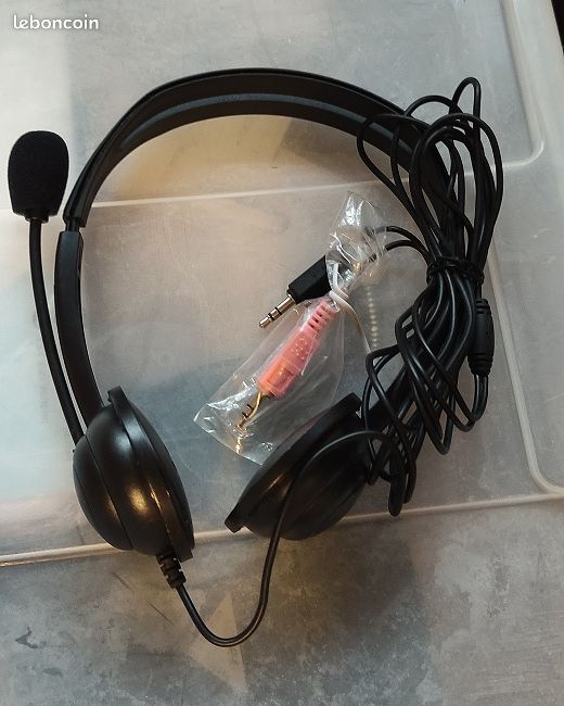 Casque filaire stéréo + Micro (image 1)