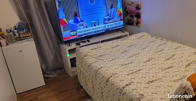 Chambre 1 pièce 14 m²