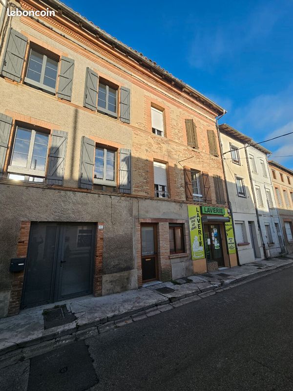 Immeuble 90 m² · à Rieumes · 90 m² · 212 000 €