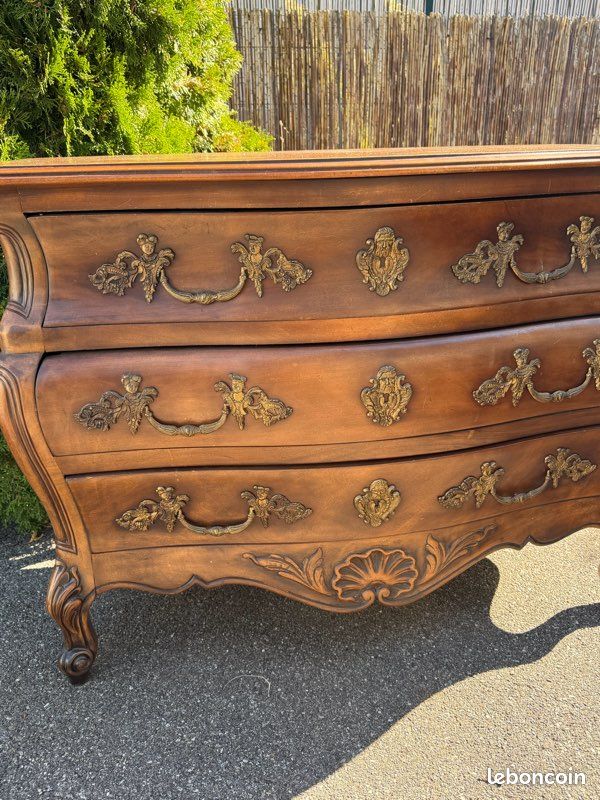 Magnifique commode galbée Commode tombeau bordelaise de style Louis XV. Armengaud (image 3)