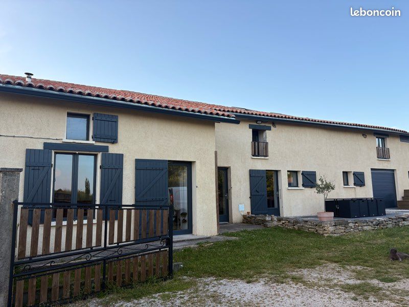 Maison 5 pièces 157 m² · à Chef-Boutonne · 157 m² · 169 999 €