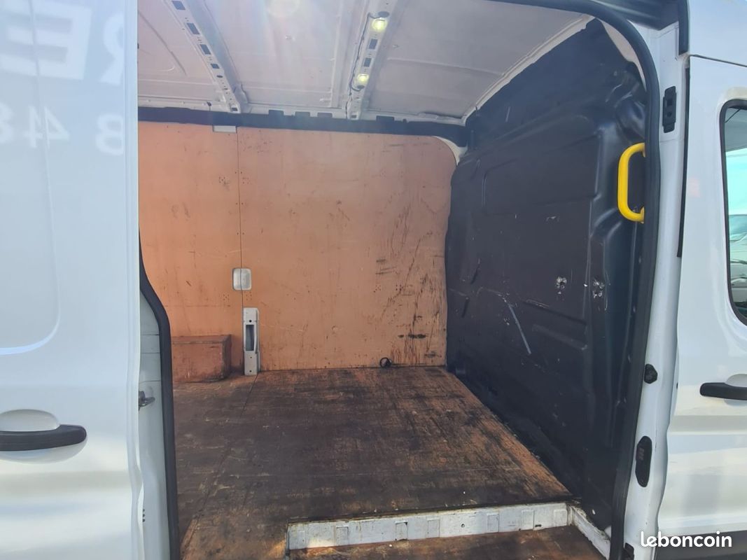 Ford transit fourgon l2h2 2.0 tdci 130 trend business*propulsion--historique complet (image 6)