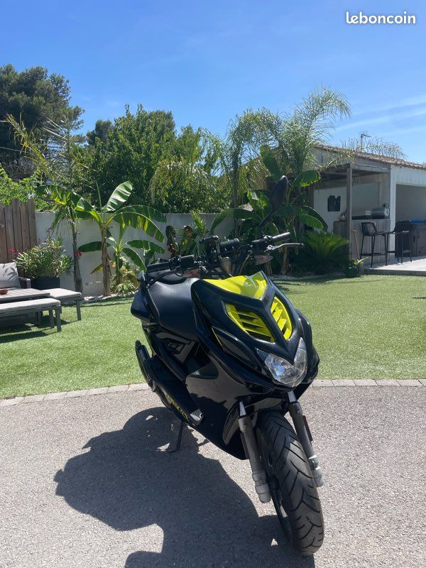 MBK Nitro Naked (image 1)