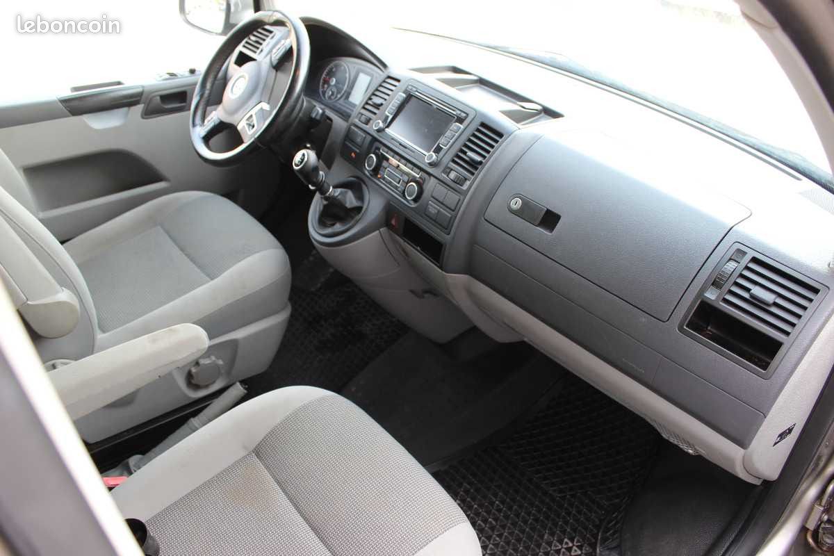 Volkswagen Caravelle T5 (image 7)