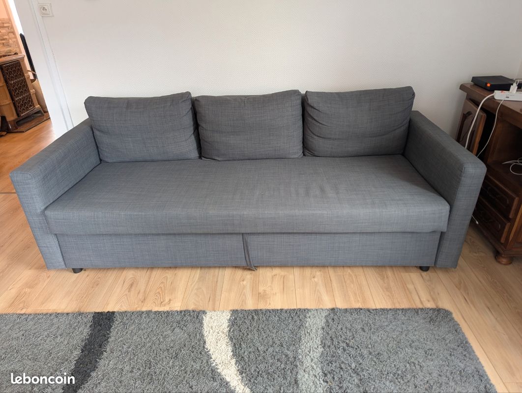 IKEA FRIHETEN – Canapé convertible avec coffre – État neuf (image 1)