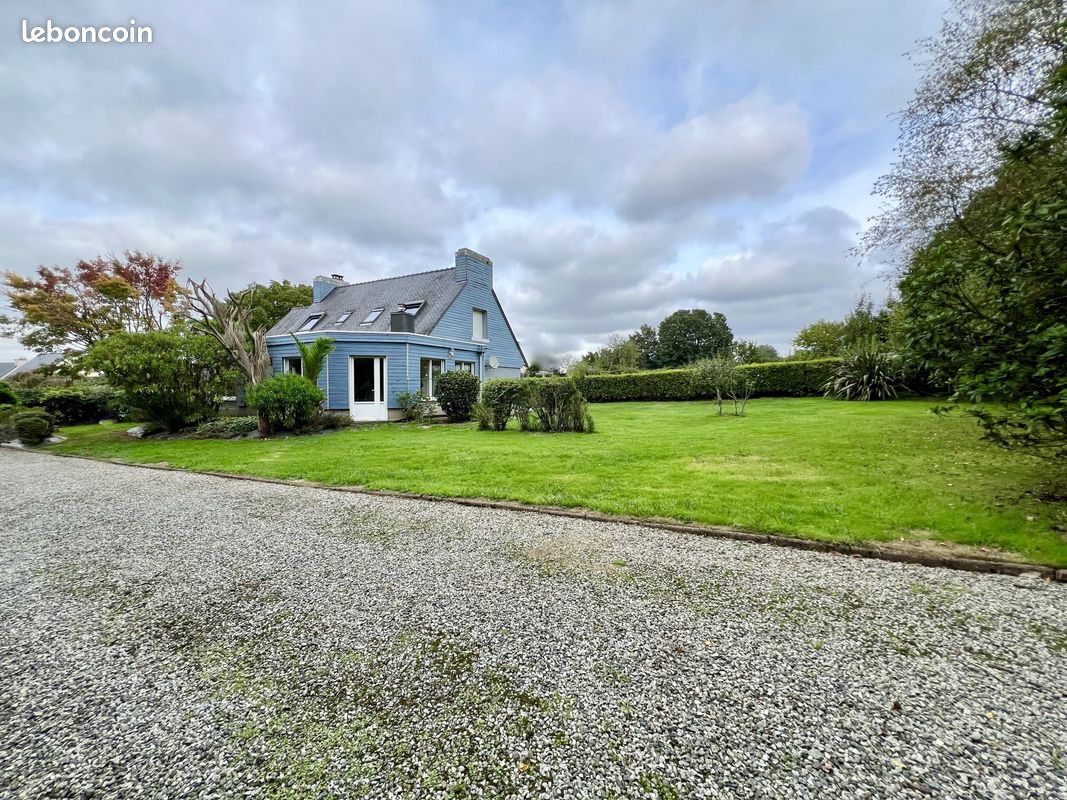 Maison 7 pièces 164 m² · à Saint-Sauveur · 164 m² · 226 800 €