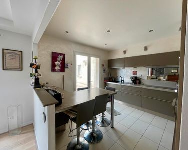 Maison 599 000 € - 203 m²