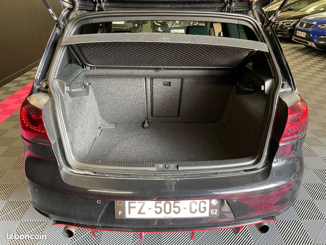 VOLKSWAGEN GOLF VI GTi 2.0 TSi 210 (image 15)