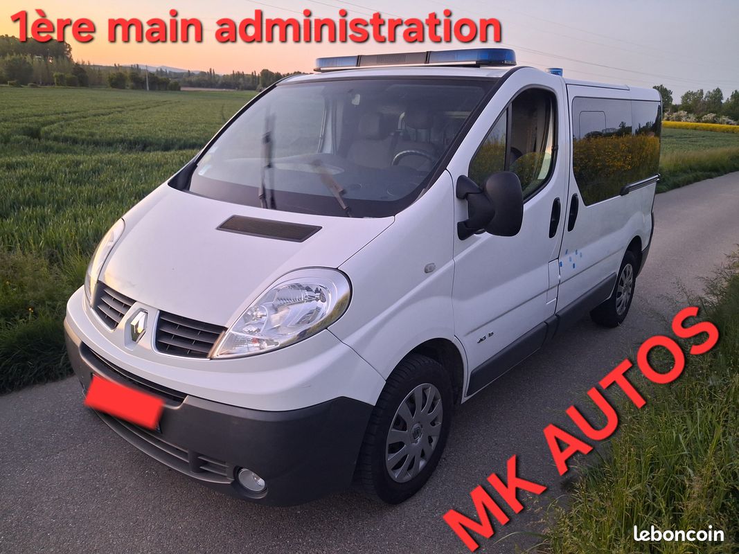 TRAFIC 1ère main administration 117000km Vasp ambulance 🚑 climatisation 115cv 2.0dci MK AUTOS (image 2)