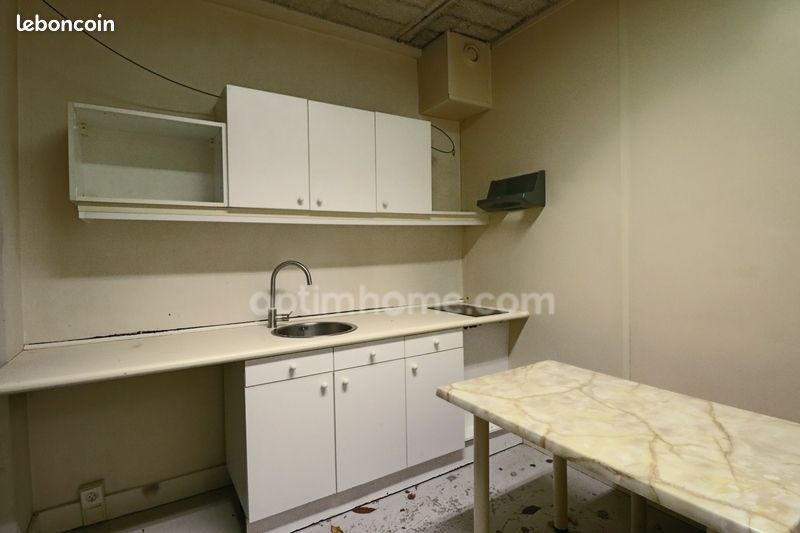 Bureaux 250 m² (image 12)
