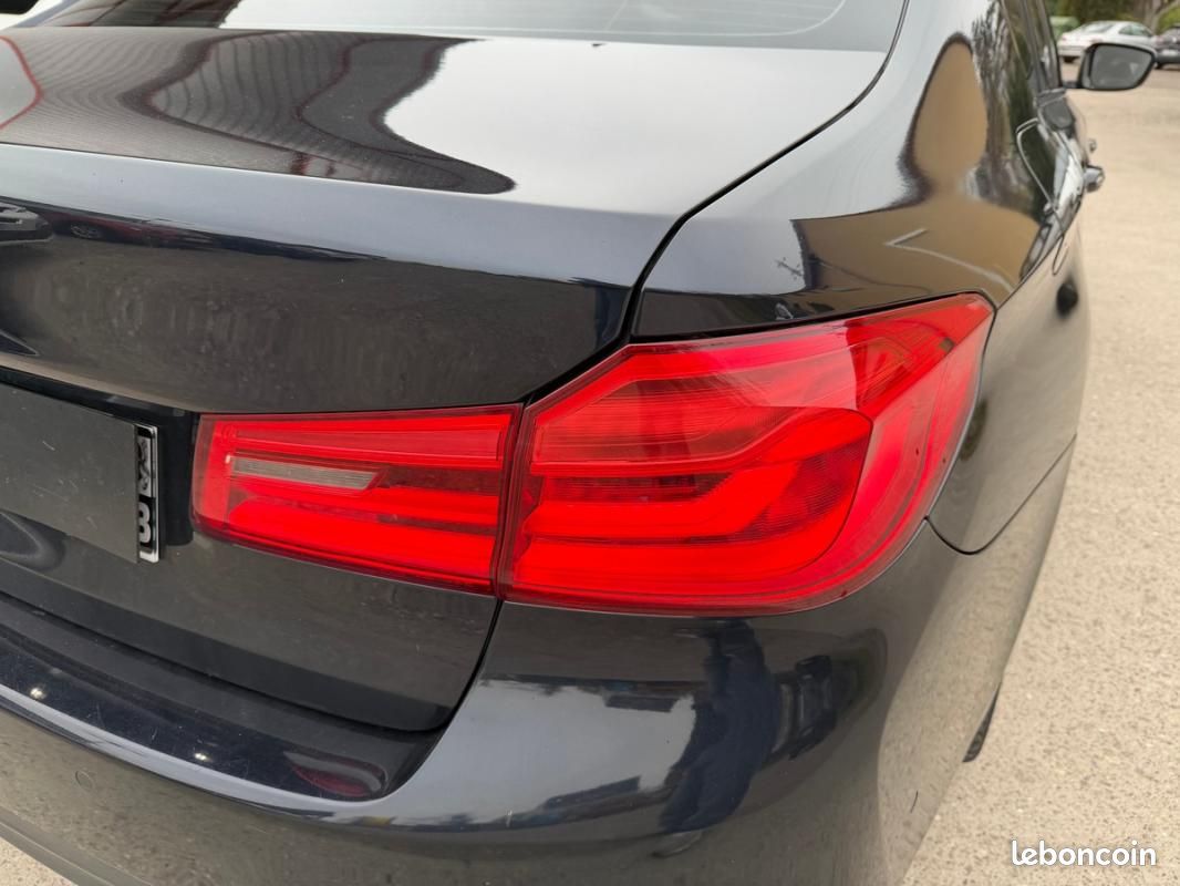 BMW Série 5 G30 520D xDrive 190 ch BVA 8 M Sport Harman Kardon / Toit ouvrant Caméra 360° (image 40)
