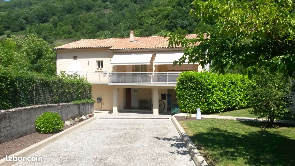 Maison 6 pièces 150 m² · à Thueyts · 150 m² · 265 000 €