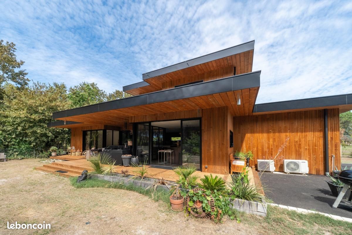 Maison 4 pièces 151 m² · à Saint-Paul-en-Born · 151 m² · 557 800 €