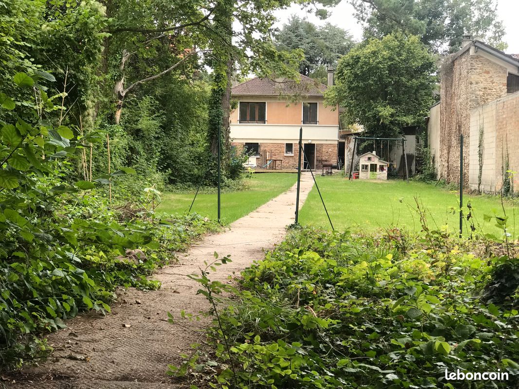 Maison 5 pièces 58 m² · à Ballancourt-sur-Essonne · 58 m² · 260 000 €