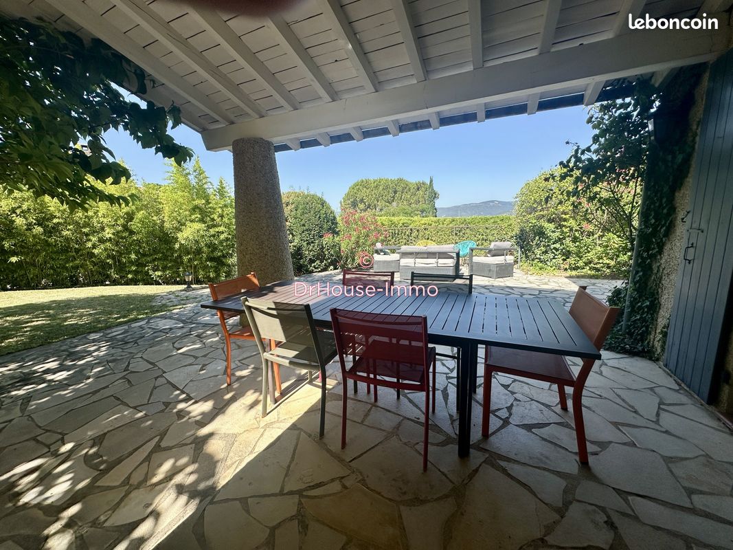 Maison 7 pièces 180 m² · à Étoile-sur-Rhône · 180 m² · 430 000 €