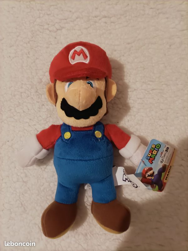 Peluche Mario (image 1)