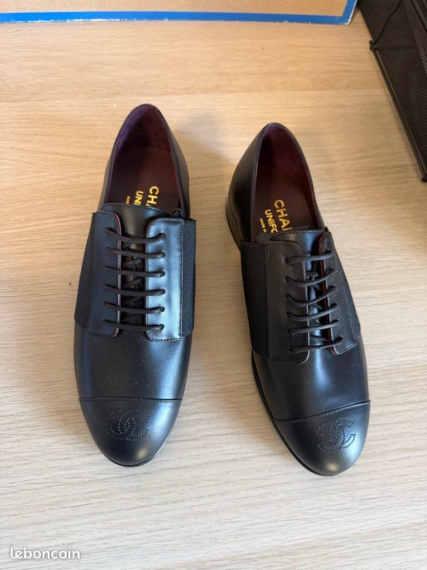 Chaussures derby Chanel en cuir 36 neuf authentique (image 1)