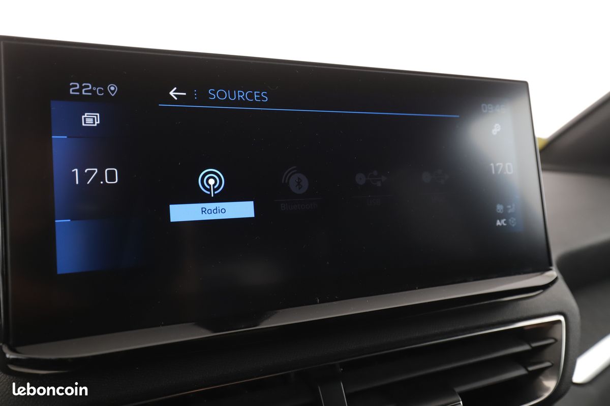 Peugeot 5008 1.5 Blue-HDi Allure Pack EAT8 130 ch (image 18)