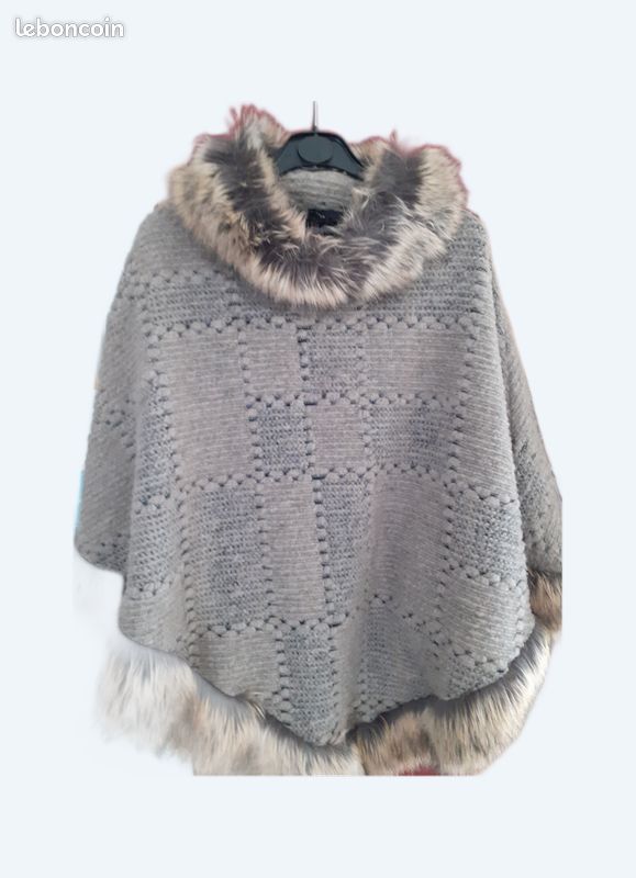 Poncho avec fausse fourrure (image 1)