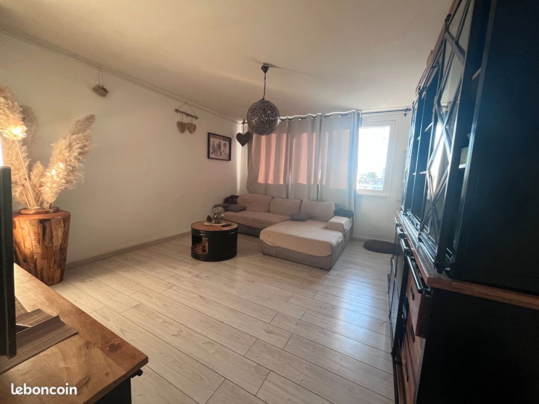 Appartement 4 pièces 74 m² · à Béthune · 74 m² · 76 500 €
