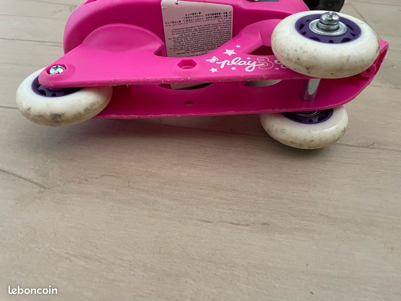 Roller enfants 3 roues taille 26-28 et ses protections (image 6)