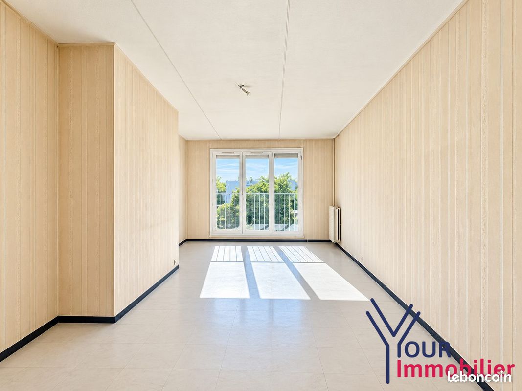 Appartement 4 pièces 87 m² · à Vénissieux · 87 m² · 124 000 €