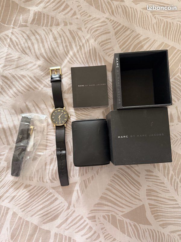 Produit Marc Jacobs - Neuf Sans étiquette - Couleur Noir - Bon état