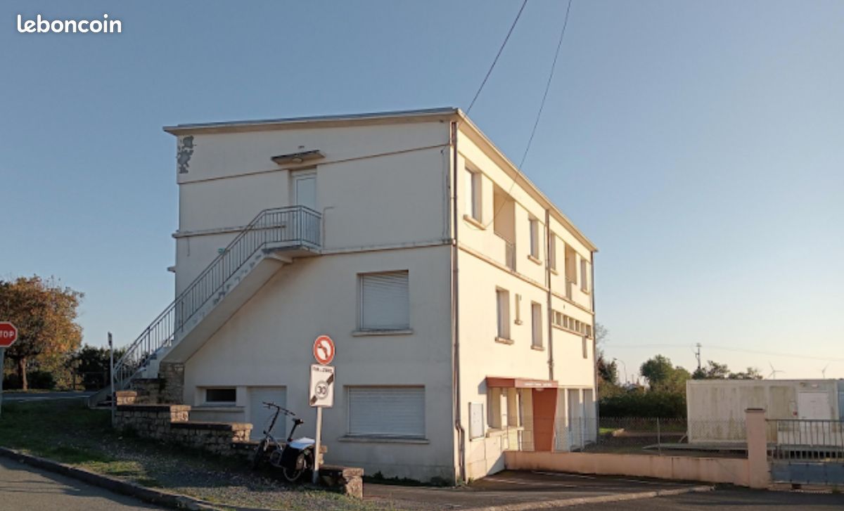 Appartement 6 pièces 75 m² · à Marans · 75 m² · 80 000 €