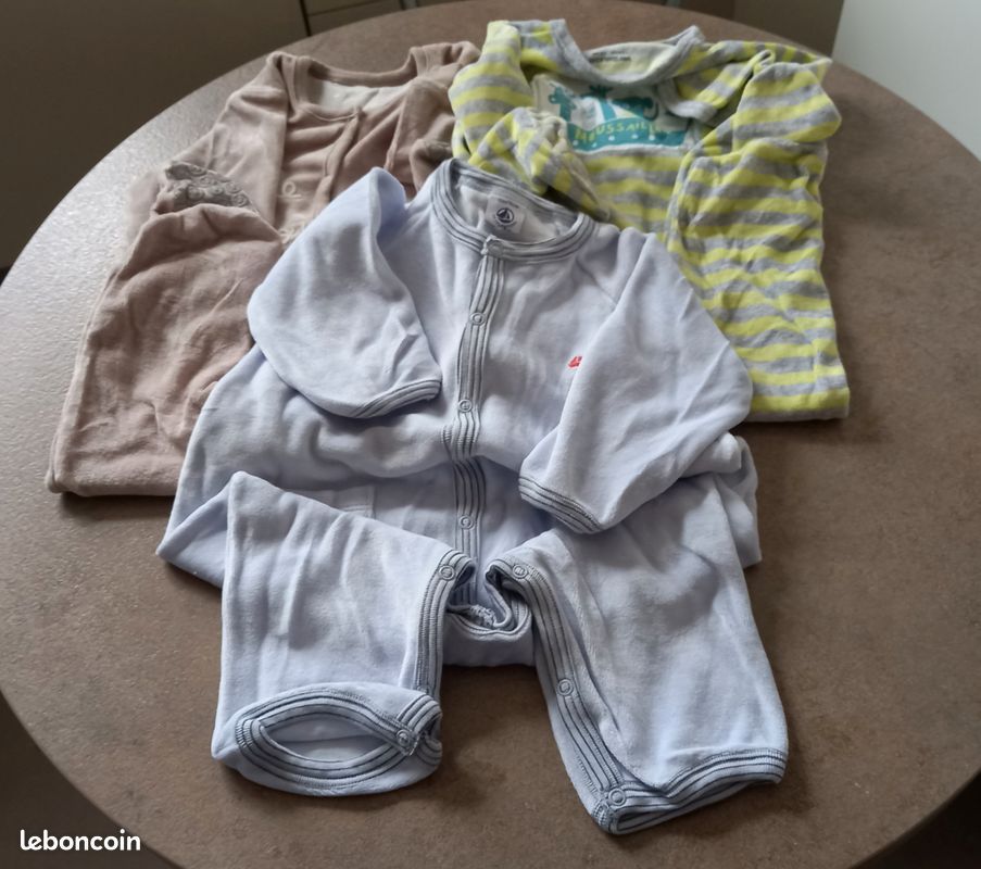 Lot 3 pyjamas et 3 bodys 1 an (image 3)