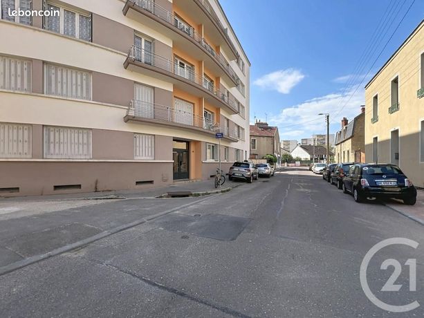Appartement 4 pièces 61 m² — 11