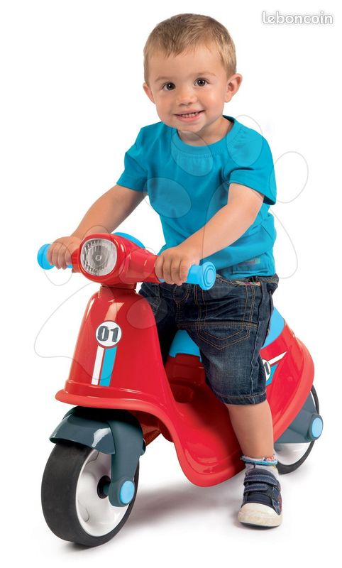 Smoby - Scooter Porteur Food Express pour Enfant avec Mallette Amovible Smoby - Scooter Porteur Food Express pour Enfant avec Mallette Amovible