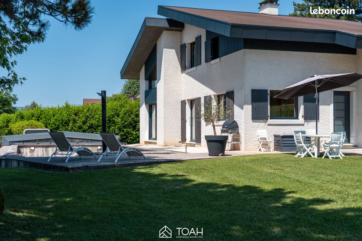 Maison 5 pièces 142 m² · à Fillière · 142 m² · 827 500 €